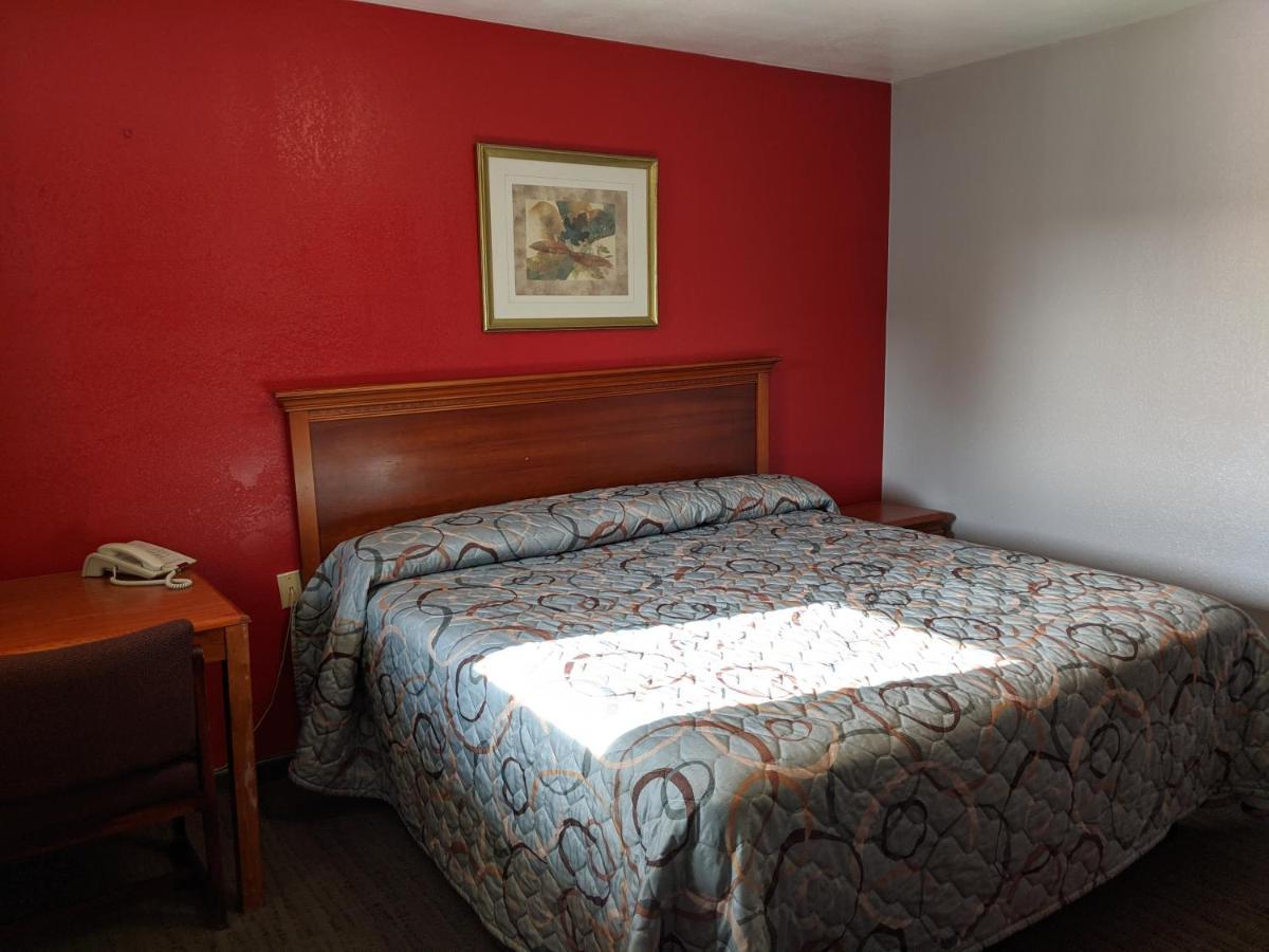 Budget Inn El Reno Екстер'єр фото