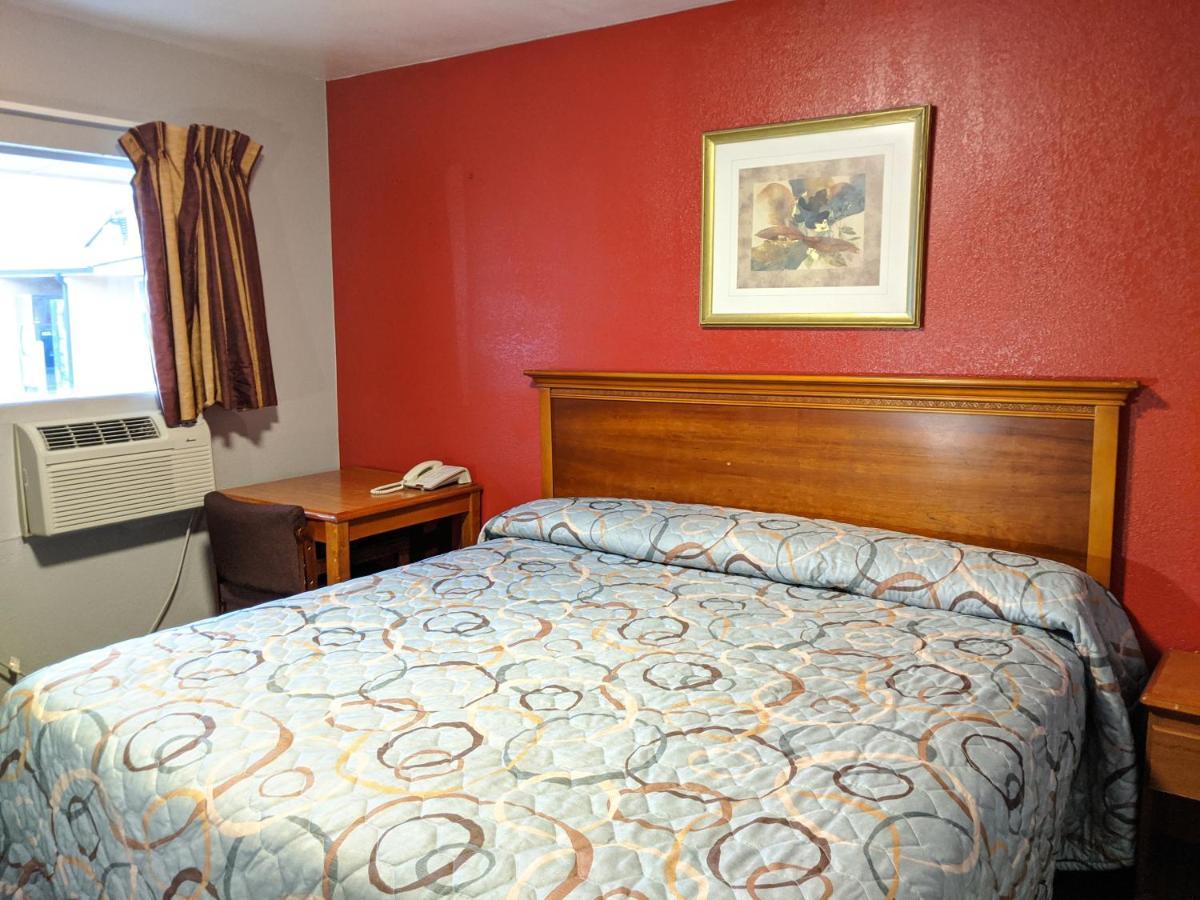 Budget Inn El Reno Екстер'єр фото