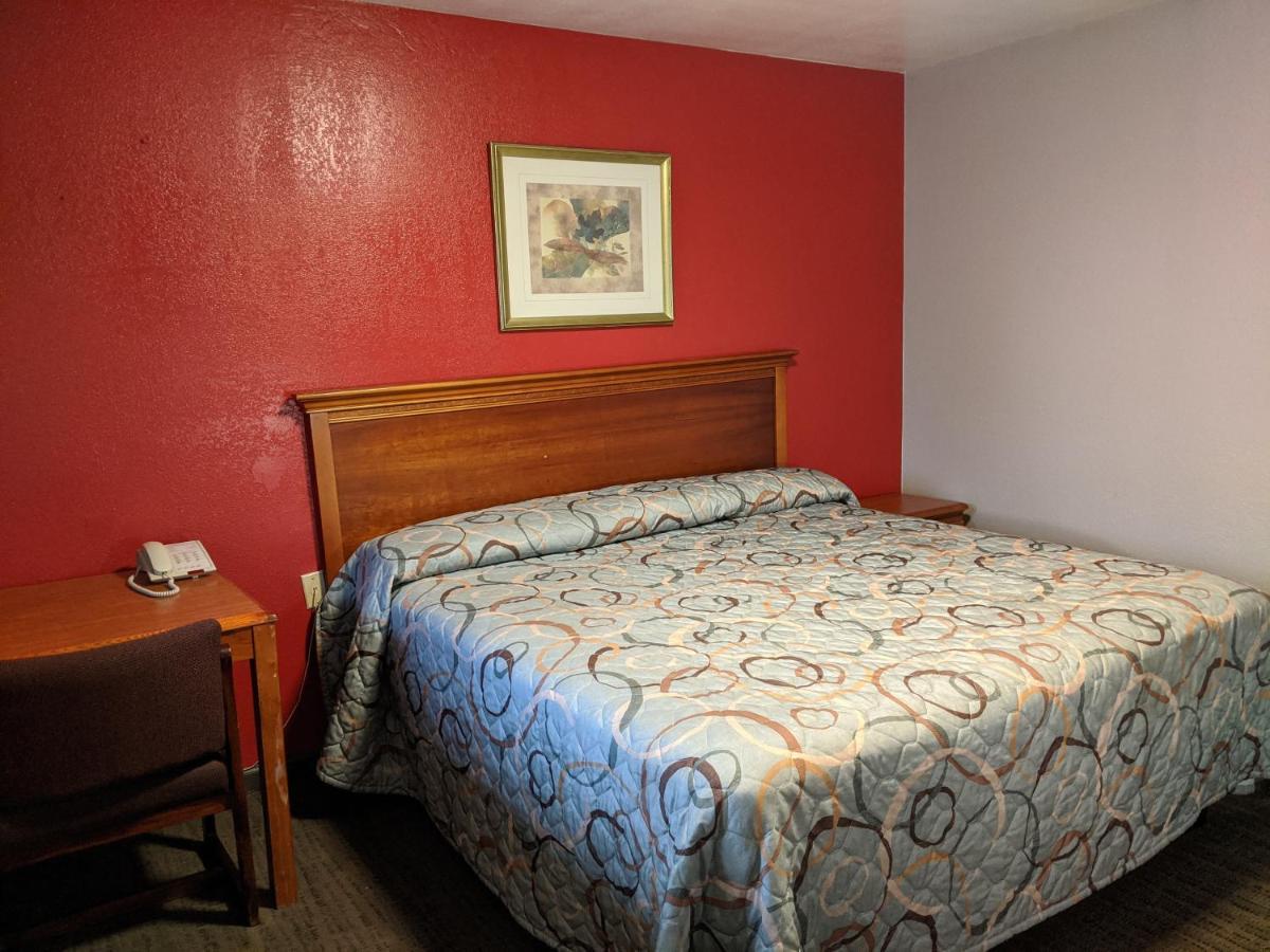 Budget Inn El Reno Екстер'єр фото